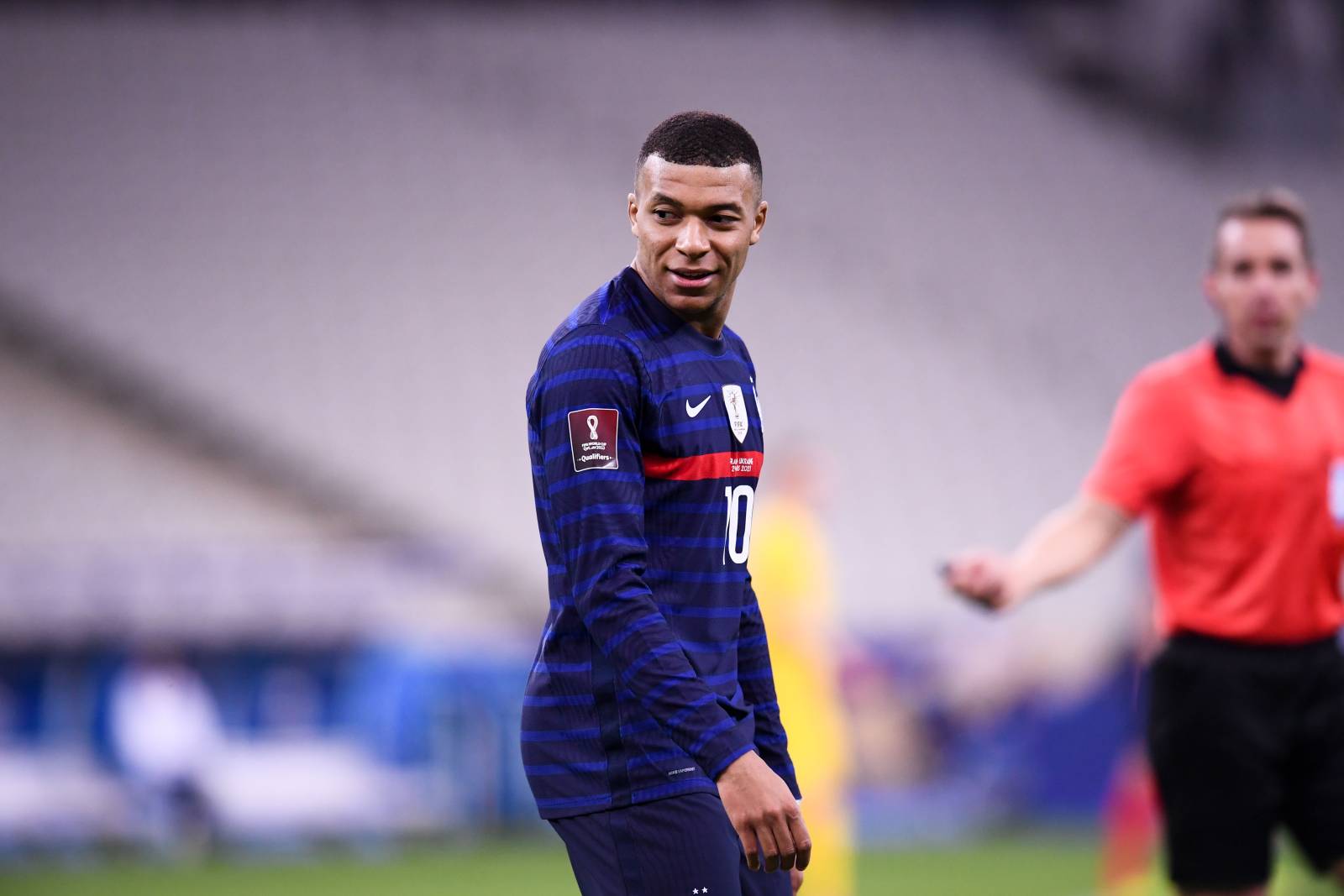 Мбаппе оформил дубль, сыграв в защитной маске в товарищеском матче