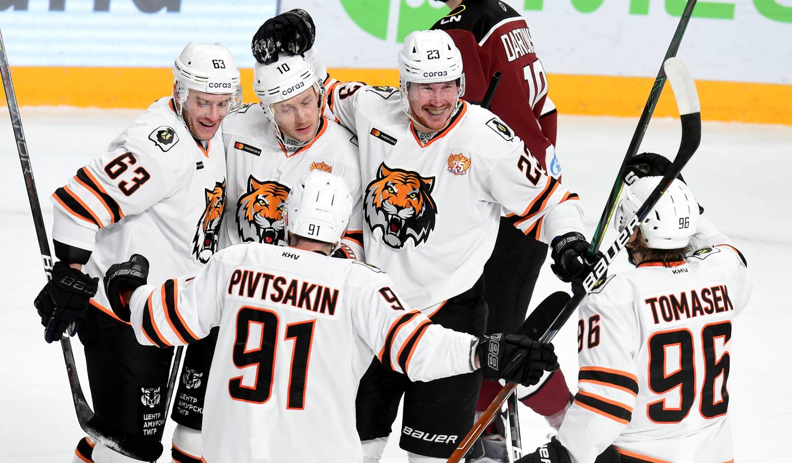 В «Амуре» прокомментировали отставку Мартемьянова