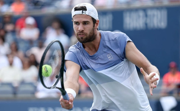 Карен Хачанов вышел в полуфинал турнира «Мастерс» в Торонто